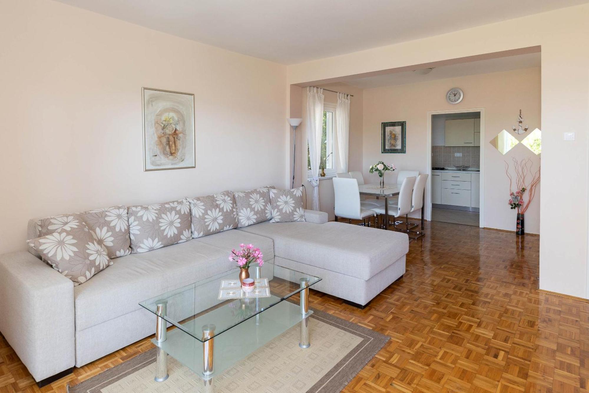 Apartments Nada Selce Rom bilde